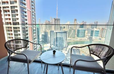 Classic Burj & Canal View Luxury Stay