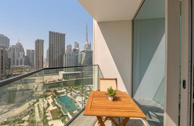 Luxury Studio Apartment | Canal & Burj View