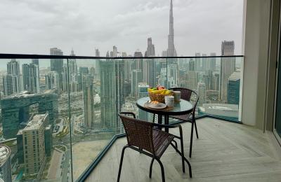 High Floor Burj, Canal & Sea View